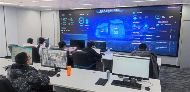 “我们将简化（开发人工智能技术的过程）