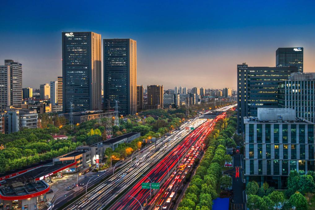 生成式人工智能的应用并不仅限于代码编写