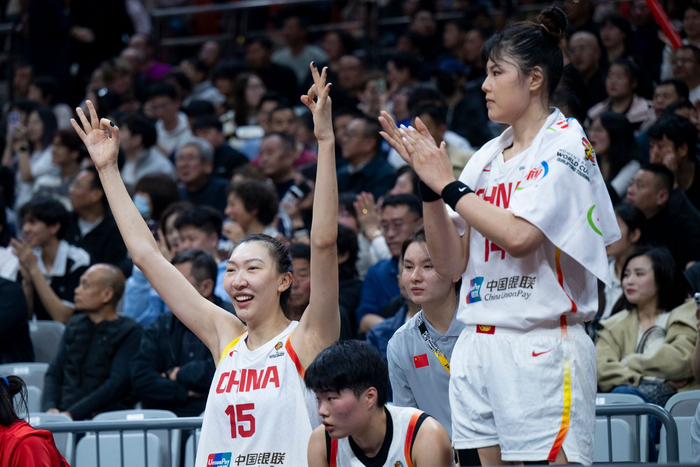 中国女篮成功晋级世界杯正赛 面临磨合与战术升