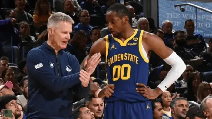 桑托斯励志崛起：努力赢得教练信任，库明加老