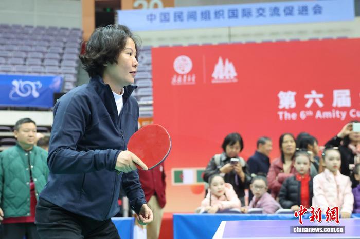 第六届爱德杯国际乒乓球赛南京开赛 760名选手共